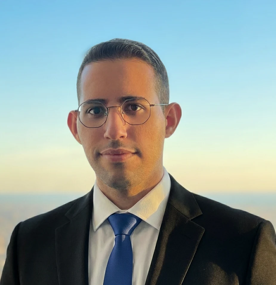 Orlando Alomá, travel advisor